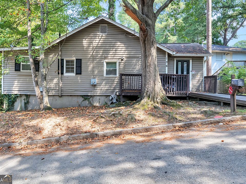 1st image of 136 Holly Rd NW