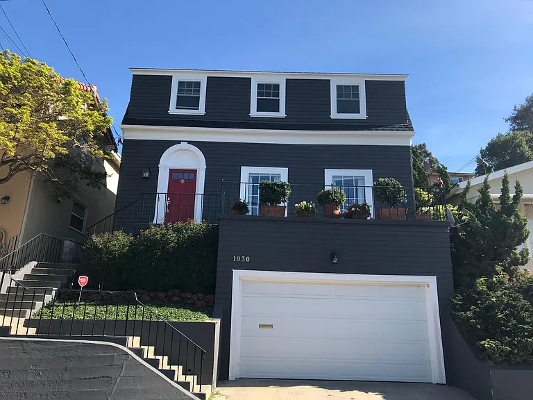 1930 Hoover Ave — Photo 1