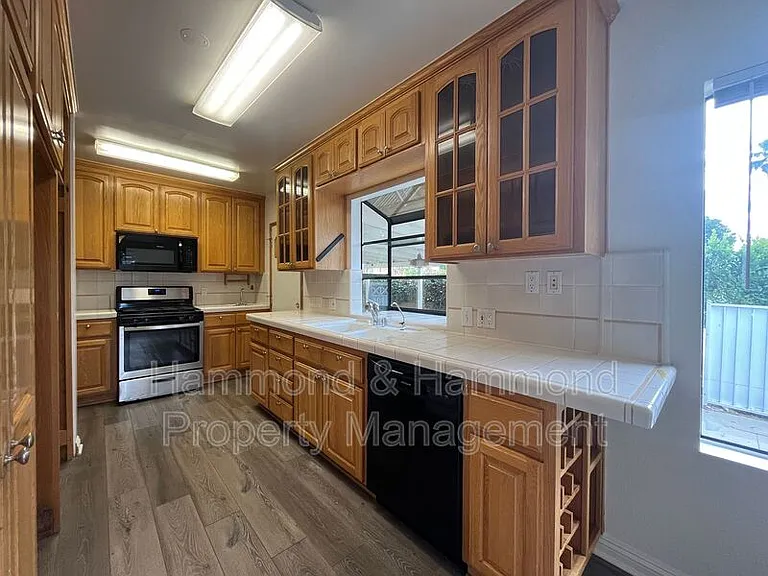 18029 Santa Rita St — Photo 4