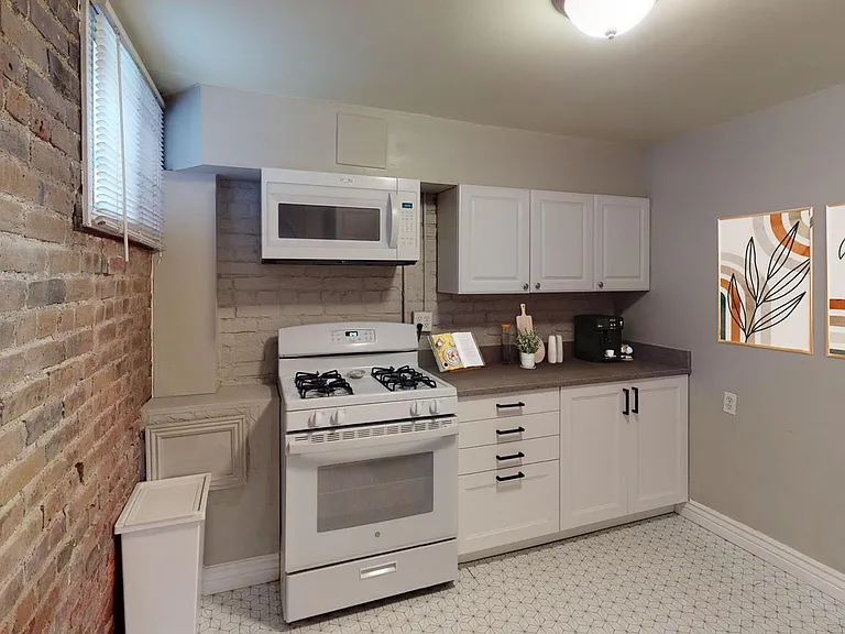 This image shows a virtually furnished space. This space comes unfurnished.