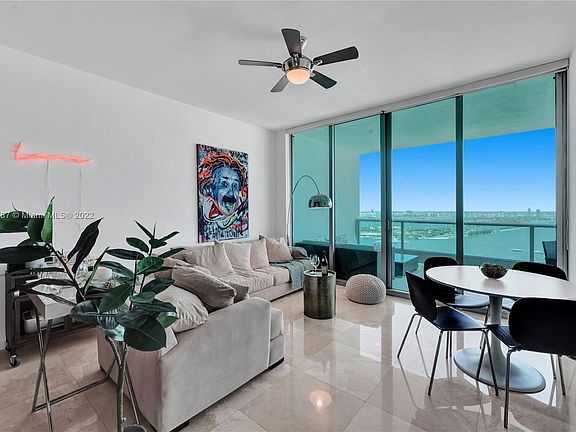 2nd image of 900 Biscayne Blvd APT 4105