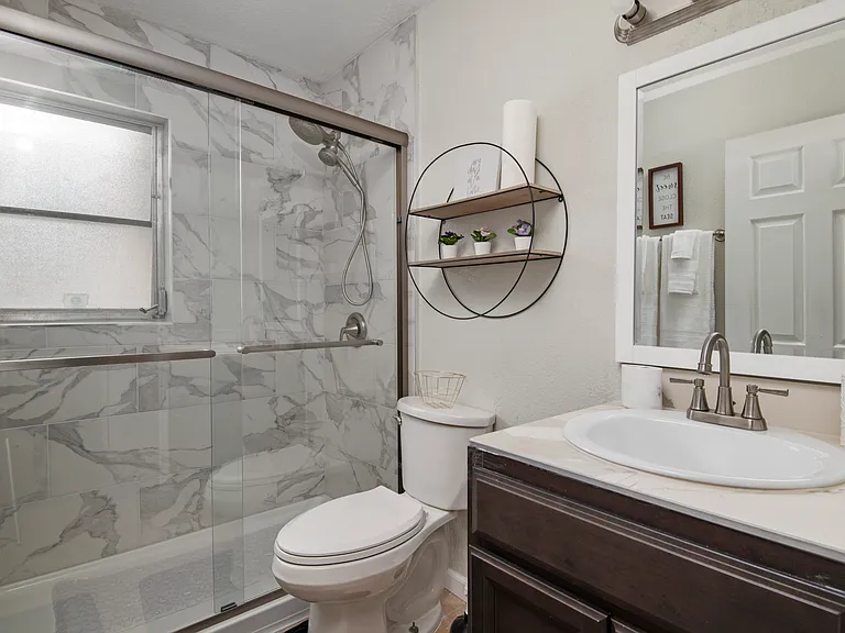 4303 Walis Pl — Photo 7