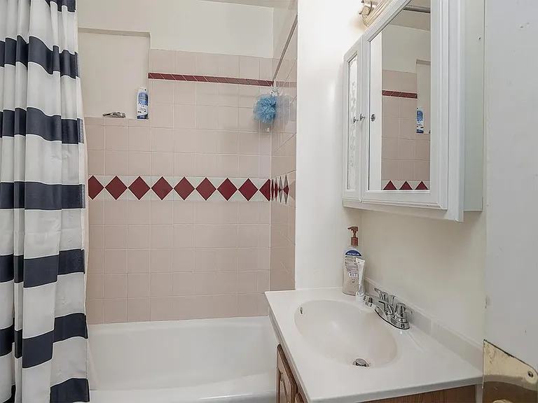 47 Saint Margaret St #1 — Photo 16