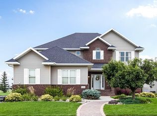 1136 36th Ave W, West Fargo, ND 58078