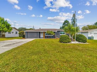 216 16th Ave SW, Largo, FL 33770