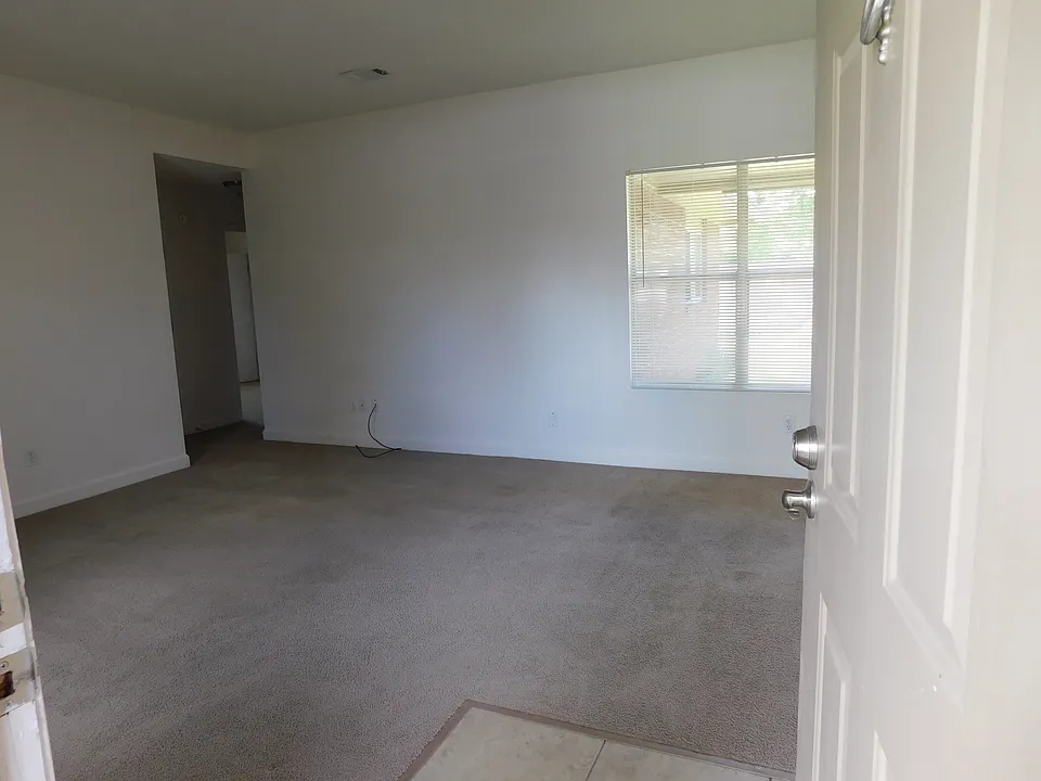 40 Callan Ct