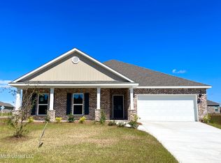 5003 Fern Dr, Diberville, MS 39540