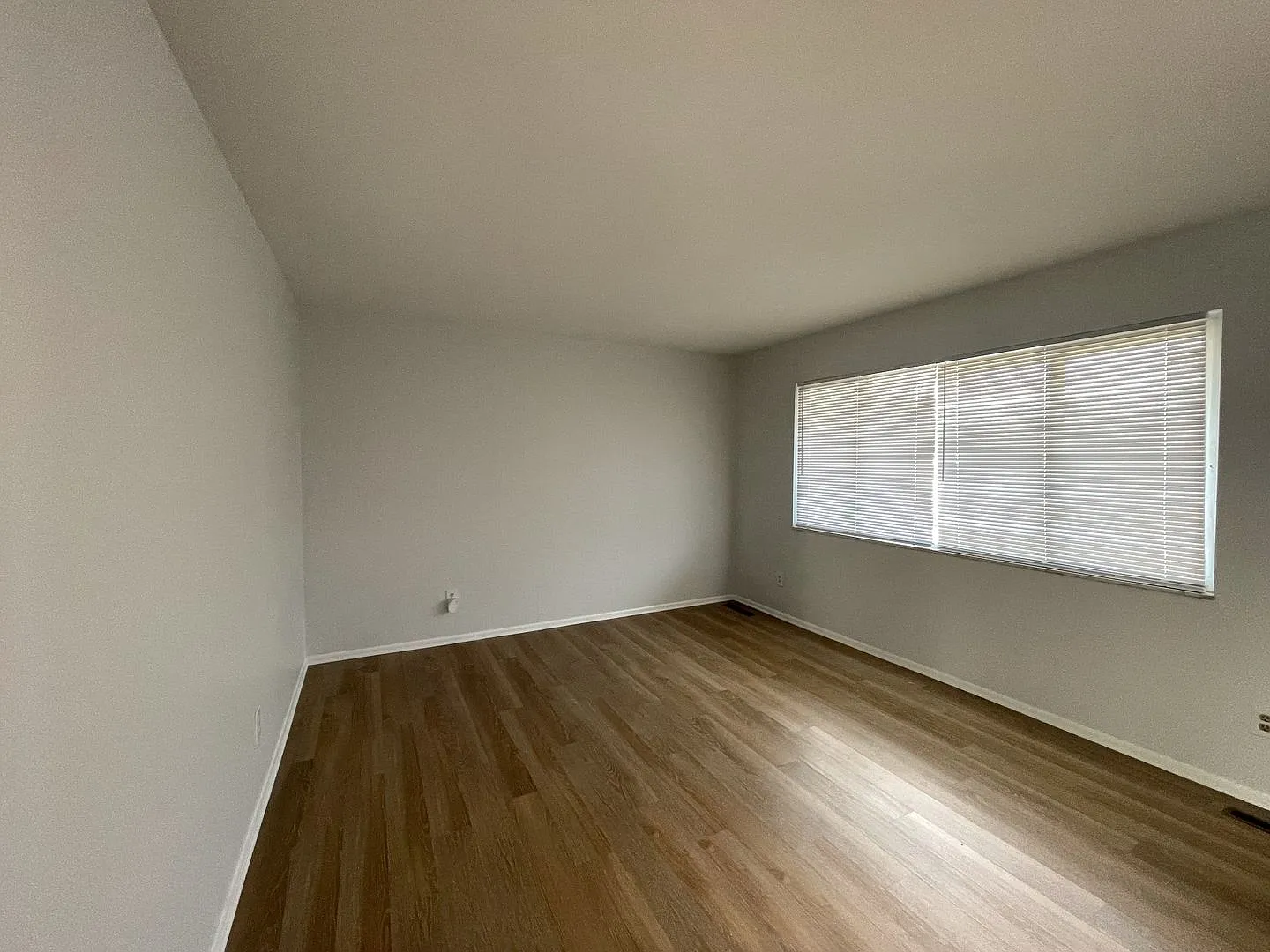 1700 Elaine Road — Photo 3