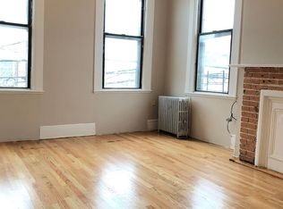 61-06 55th St APT 2L, Maspeth, NY 11378