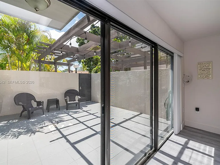4702 SW 67th Ave #O7 — Photo 27