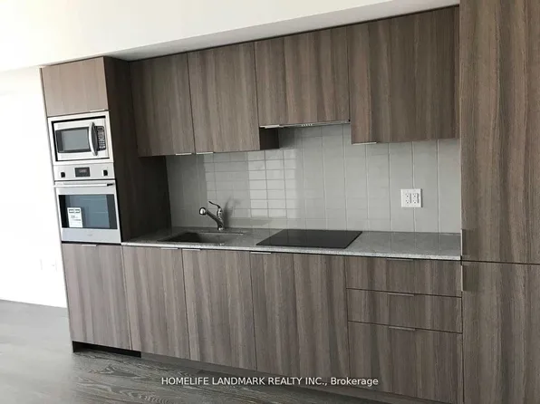 11 Wellesley St W, Toronto, ON