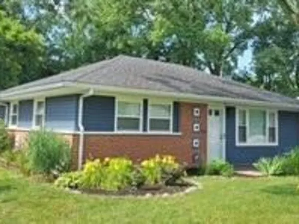 319 Sauganash St, Park Forest, IL 60466