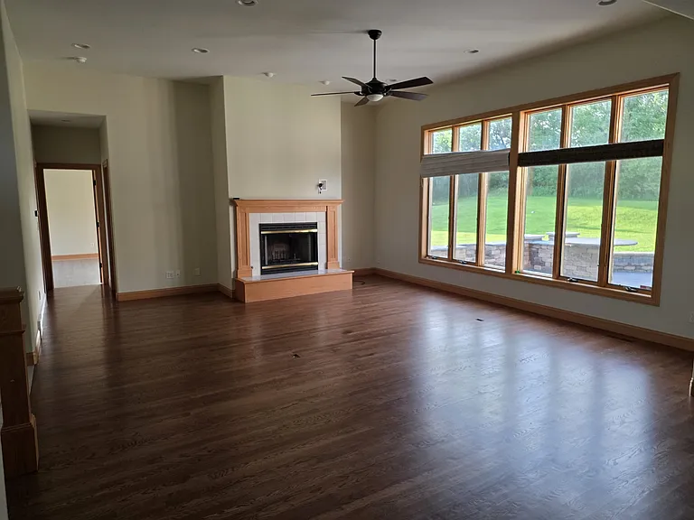 4720 Leprechaun Ln — Photo 2