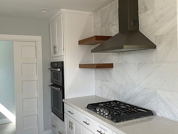 3rd image of 243 Hannalei Dr