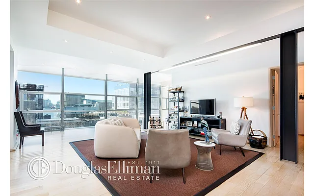 Rented by Douglas Elliman | media 22