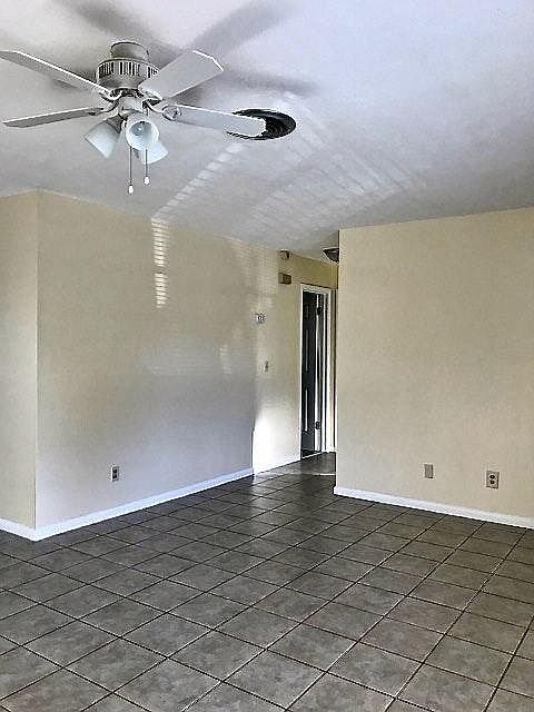 1st image of 356 15th Ave
