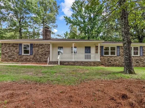 3008 Green Grove Ln NE, Tuscaloosa, AL 35404