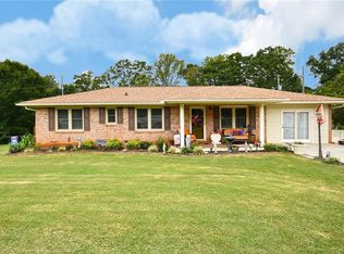 503 Williams Farm Rd, Westminster, SC 29693