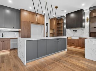 4712 Knight Close SW, Edmonton, AB T6W4V6