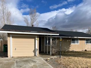 1402 Honeybee Ln, Gardnerville, NV 89460