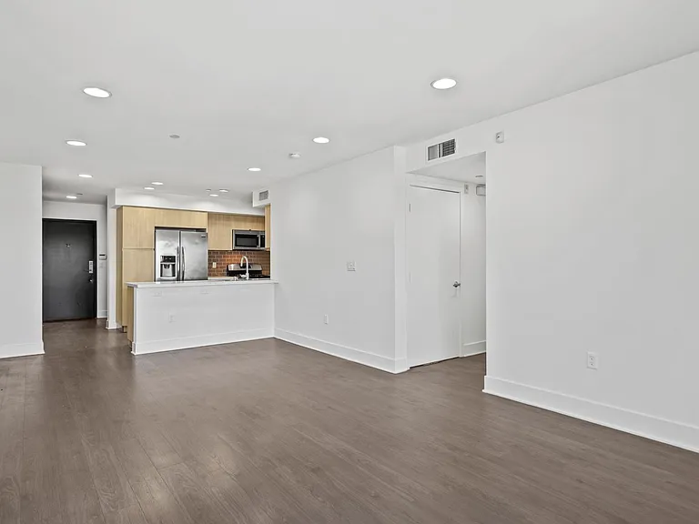 Western Lux — Photo 95