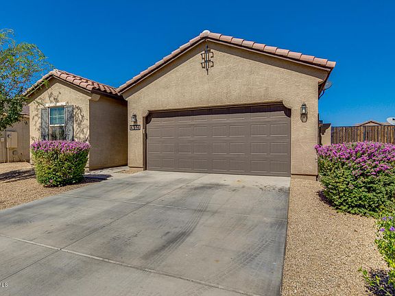 2nd image of 4914 E Velasco St