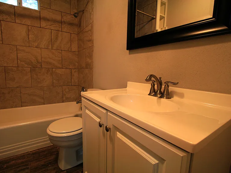 305 Gilchrist Ave — Photo 19