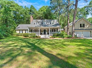 8 Burckmyer Dr, Beaufort, SC 29907