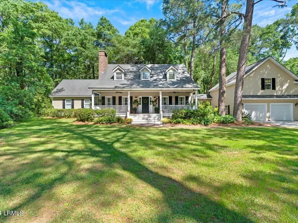 8 Burckmyer Dr, Beaufort, SC 29907