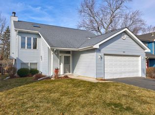 1017 Grand Blvd, Wauconda, IL 60084