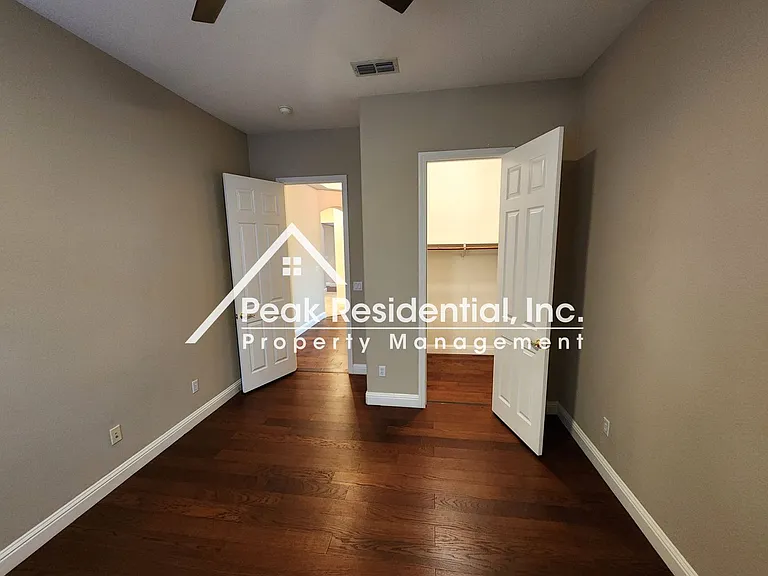 1044 Sandwick Way — Photo 21