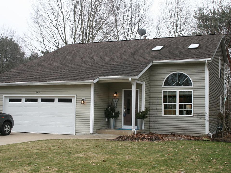 1st image of 6410 Palmetto Ct