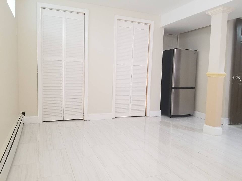 1st image of 13728 170th St #M1