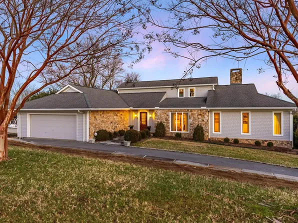 5828 N Park Rd, Hixson, TN 37343