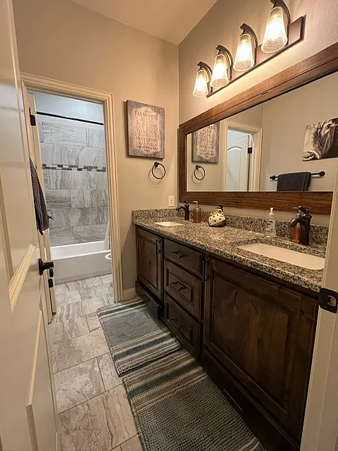 2063 Buck Court - Ste 3 — Photo 3