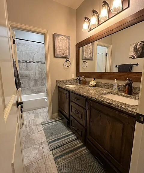 2063 Buck Ct #3 — Photo 10