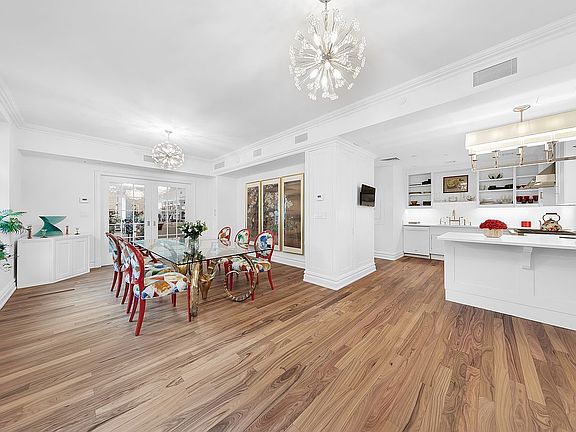 3rd image of 535 W End Ave #8A