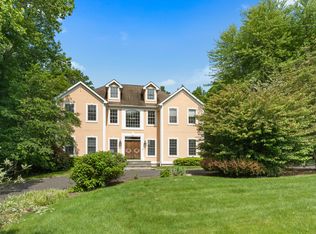 35 Bethany Farms Rd, Bethany, CT 06524