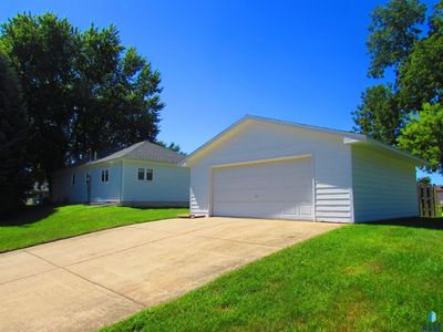 716 5th St, Garretson, SD, 57030