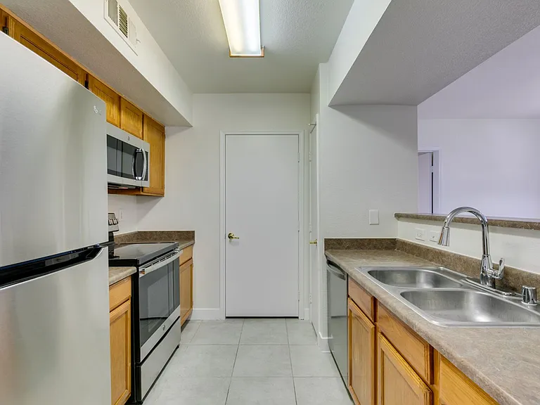 6650 W Warm Springs Rd #2118-16 — Photo 14