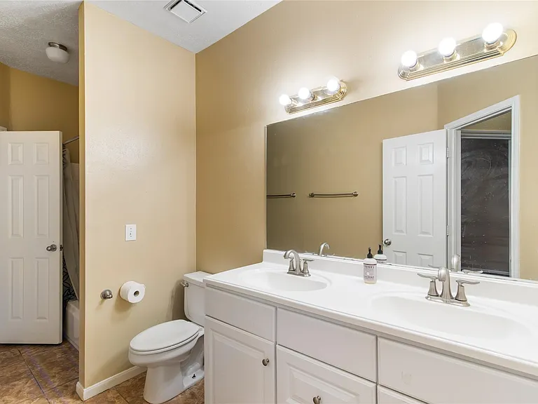 6 Windfern Pl — Photo 10