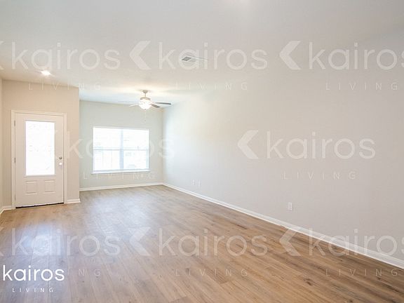 2nd image of 117 Mount Vernon Way