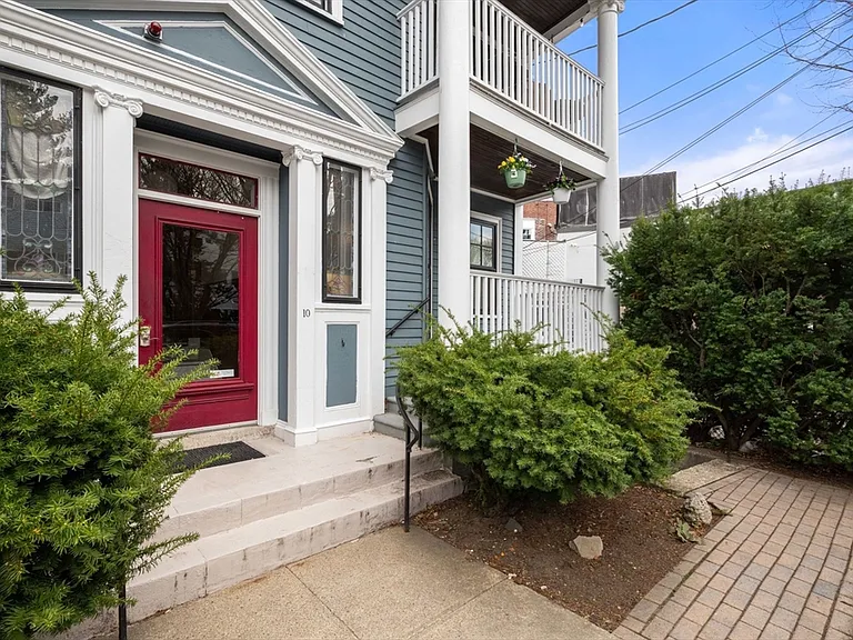10 Bowdoin St #2 — Photo 2