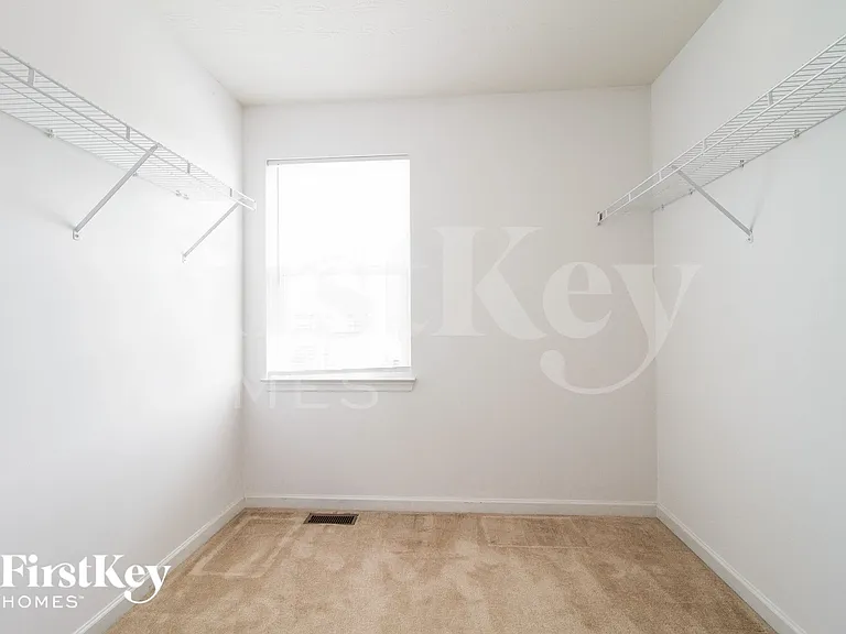 6038 Marsh Cir — Photo 10