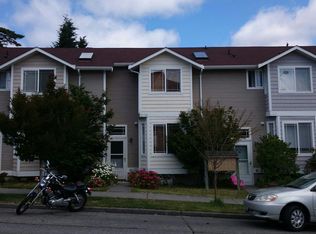 3110 NW 85th St APT C, Seattle, WA 98117