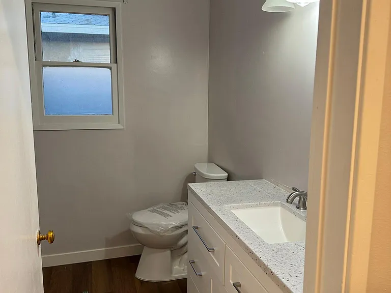 Sierra Ave — Photo 14