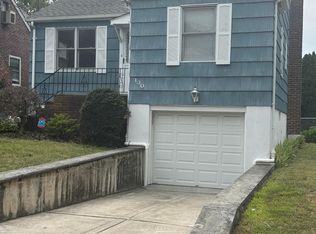 130 Coale Ave, Staten Island, NY 10314