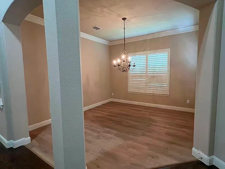 Dinning room with new floor