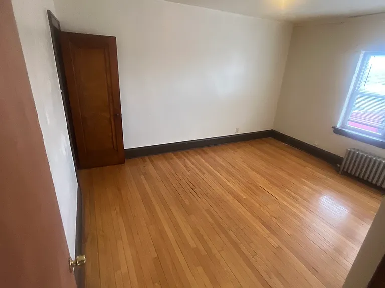 1st bedroom