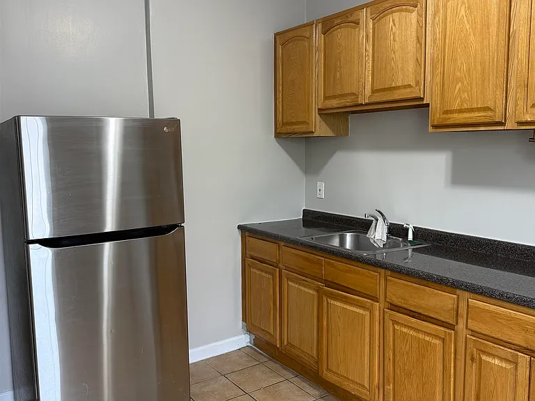 631 Garfield Ave #2 — Photo 5